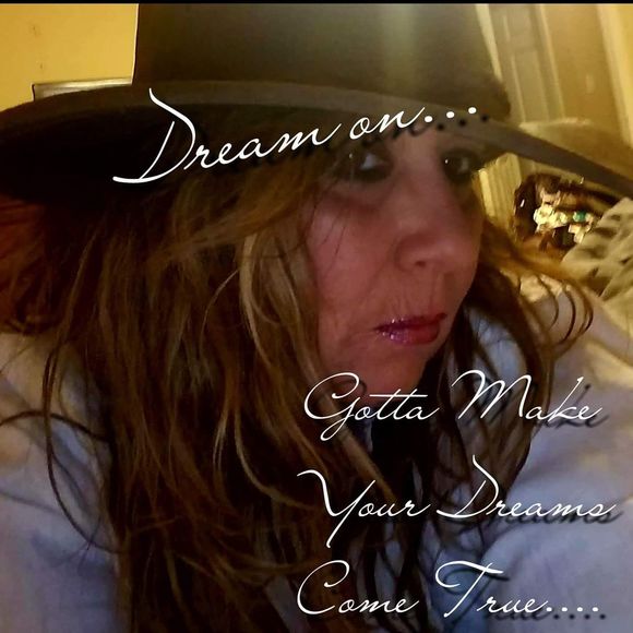 Meet your Posher, Cindy - Picture 1 of 1